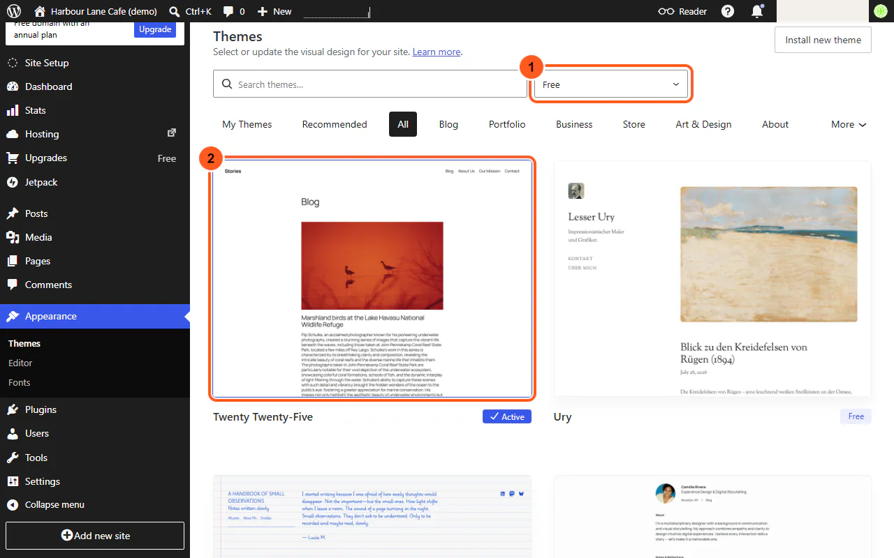 The WordPress.com theme gallery with the price filter set to Free (1) and the Twenty Twenty-Five theme outlined (2)